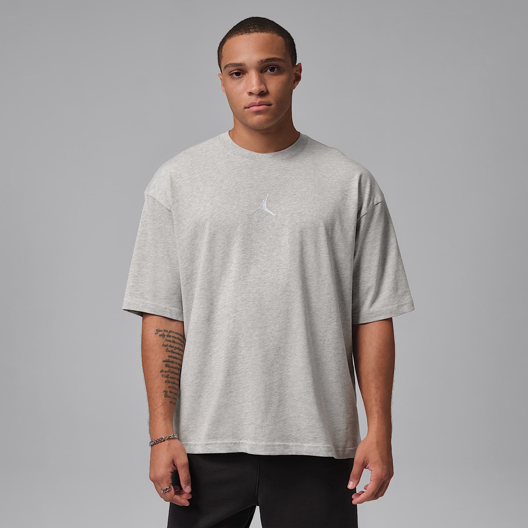 Jordan Flight Essentials Men's Oversized T-Shirt. Nike ID